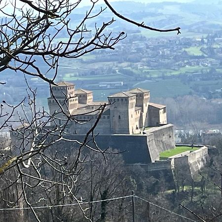 Acero Giallo Πάρμα Εξωτερικό φωτογραφία
